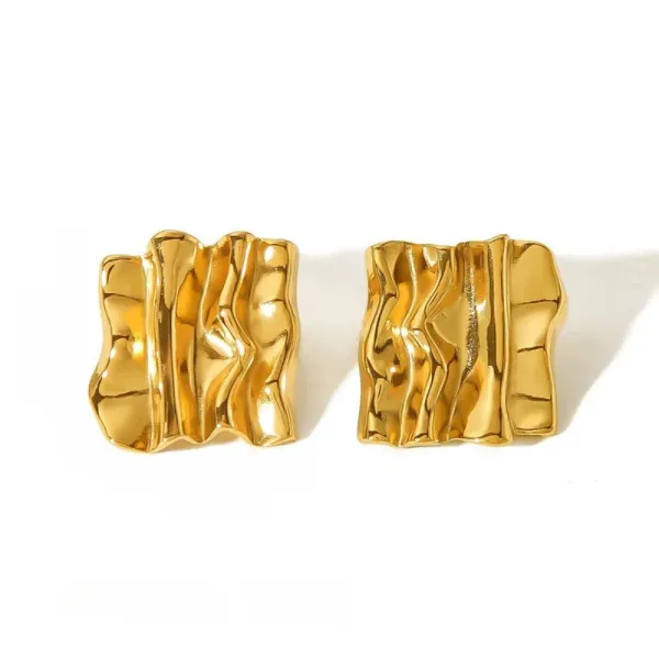 Textured_Bold_Square_Stud_Earrings