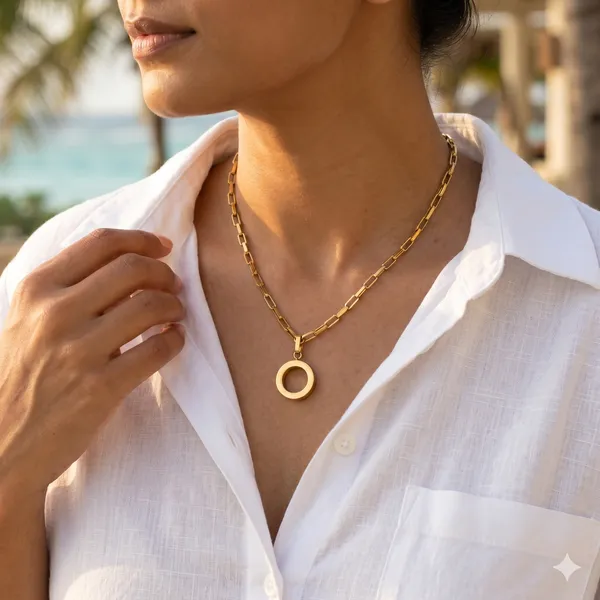 Circle_Pendant_Paperclip_Necklace