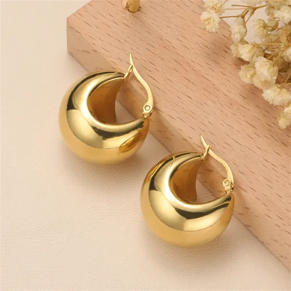 Golden_Chunky_Hoop_Earrings
