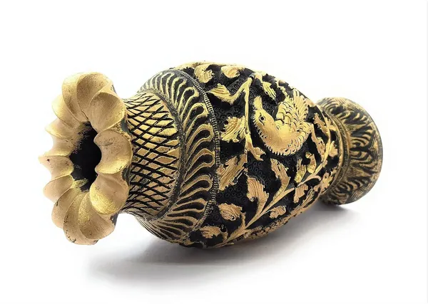 Multicolor_Resin_Premium_&_Elegant_Handicraft_&_Artifact_Showpiece