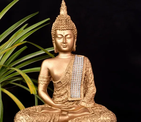 Gold_&_Yellow_Polyresin_Premium_&_Elegant_Buddha_Statue