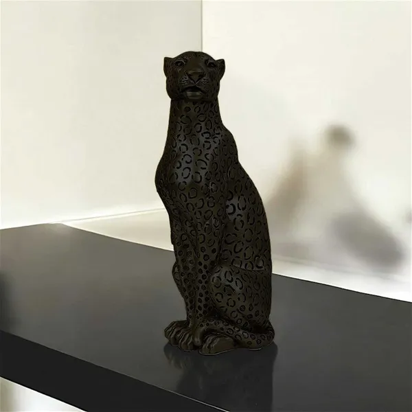 Black_Resin_Premium_&_Elegant_Handicraft_&_Artifact_Showpiece