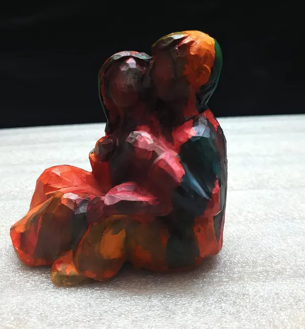 Multicolor_Resin_Premium_&_Elegant_Couple_Statue