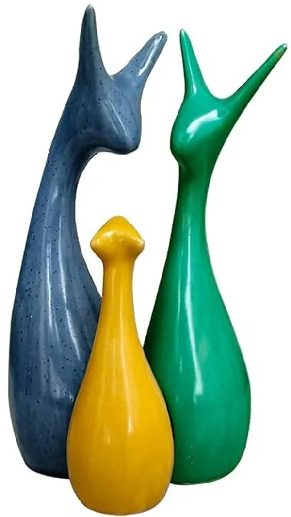 Blue_,_Green_&_Yellow_Resin_Premium_&_Elegant_Handicraft_&_Artifact_Showpiece_(Pack_Of_3)