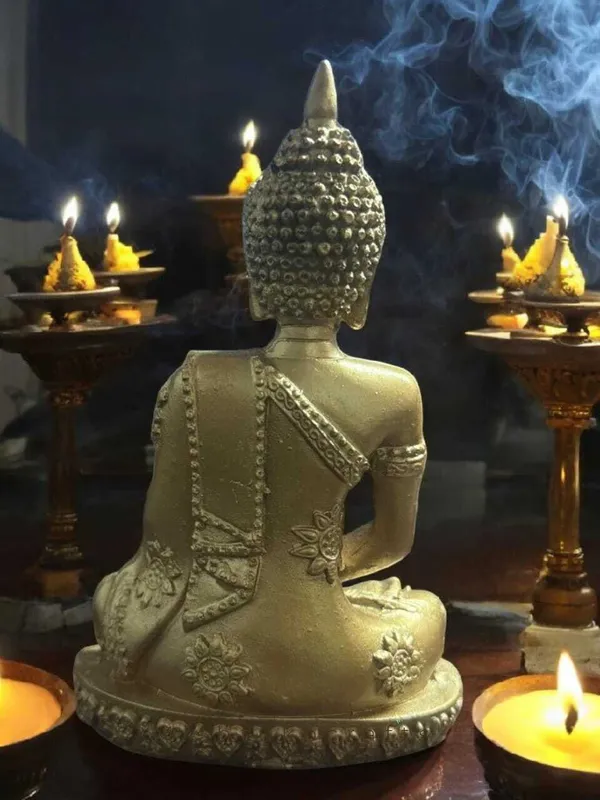 Gold_Resin_Premium_&_Elegant_Buddha_Statue