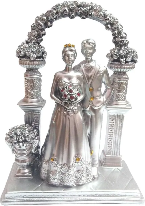 Silver_Resin_Premium_&_Elegant_Couple_Statue