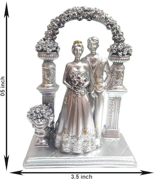 Silver_Resin_Premium_&_Elegant_Couple_Statue