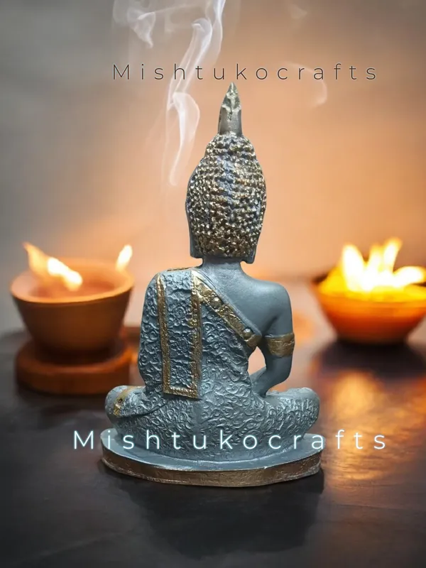 Silver_Resin_Premium_&_Elegant_Buddha_Statue