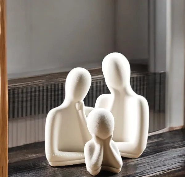 White_Resin_Premium_&_Elegant_Family_Statue