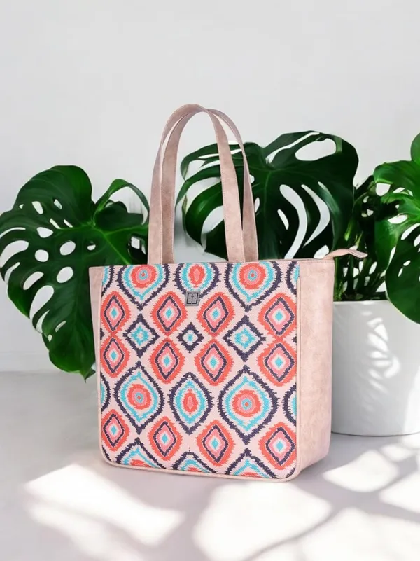 Multicolor_Mirage_Big_Tote_Bag_-_Stylish_&_Functional_Handcrafted_Jute_Shoulder_Bag_For_Mothers_&_Office_Use