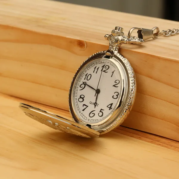 Antique_Paris-Tower_Glossy_Silver_Finish_Pocket_Analog_Watch_With_Chain