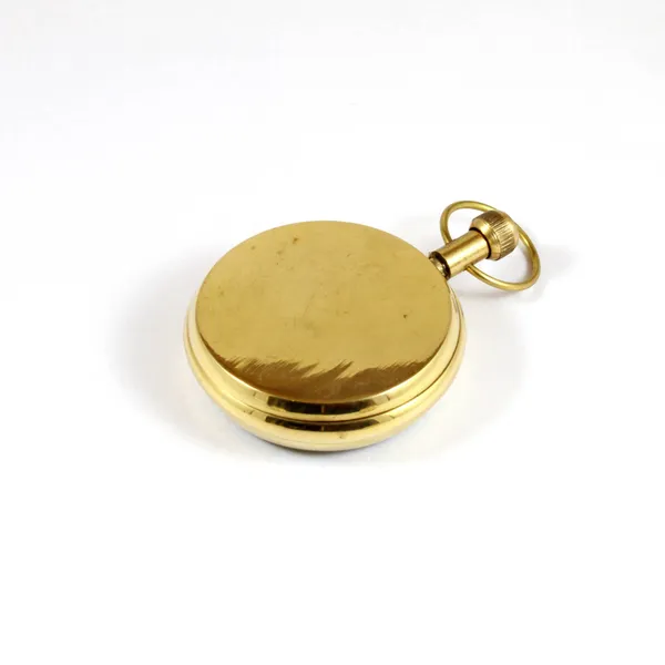 Pocket_Antique_Watch_Golden_Finish_Anchor_Dial_with_London_Print_on_Off_White_Base_with_Chain