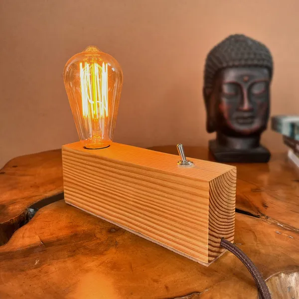 Brown_Wood_Vintage_Night_Lamp__Table_lamp_with_wooden_body_&_retro_switch