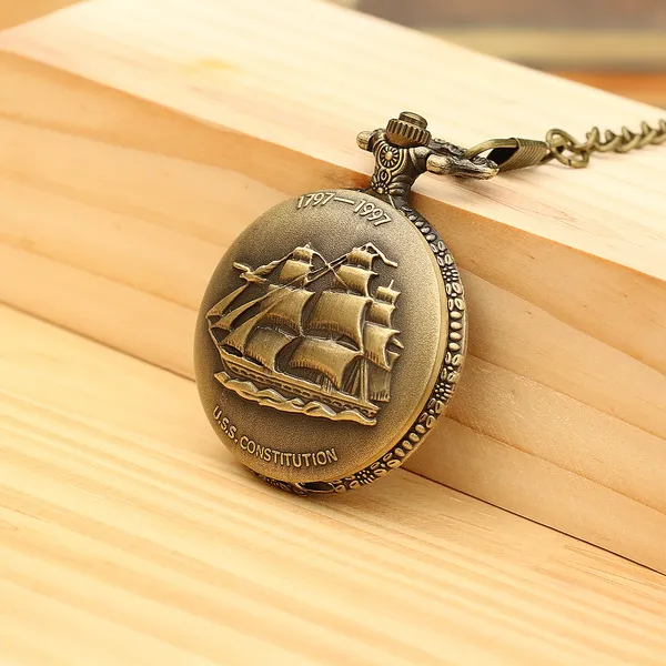 Engraved_Bronze_Classic_Theme_Antique_Pocket_Watch_with_Roman_Number_Dial_with_Chain