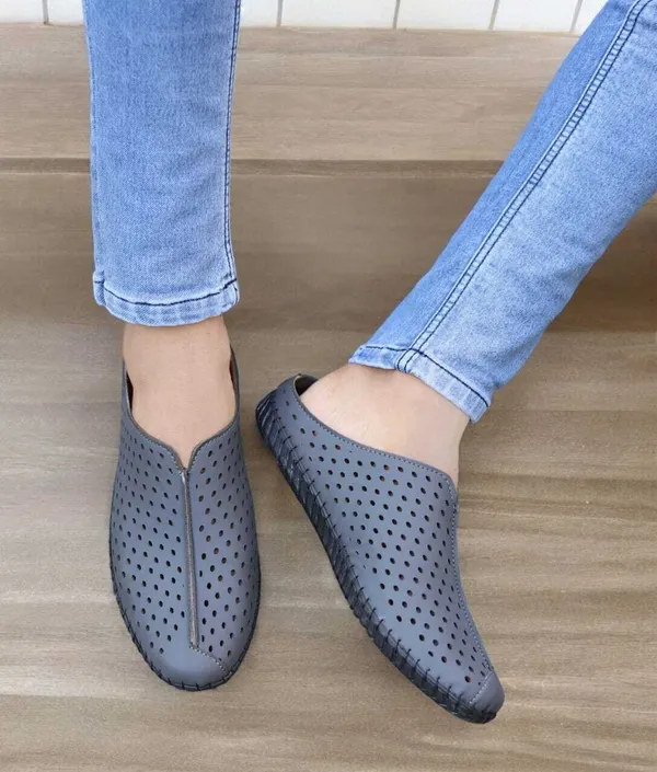 Grey_Mesh_Casual_Sandals_For_Men