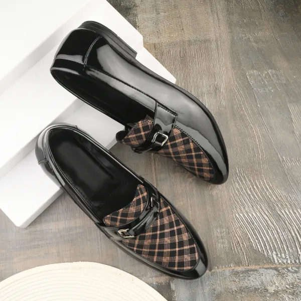 Black_&_Beige_Patent_Leather_Casual_Loafers__For_Men