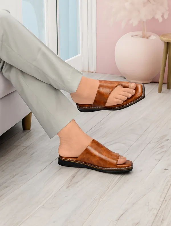 Biggie_Tan_mens_Peshawari_Sliders_for_daily_wear
