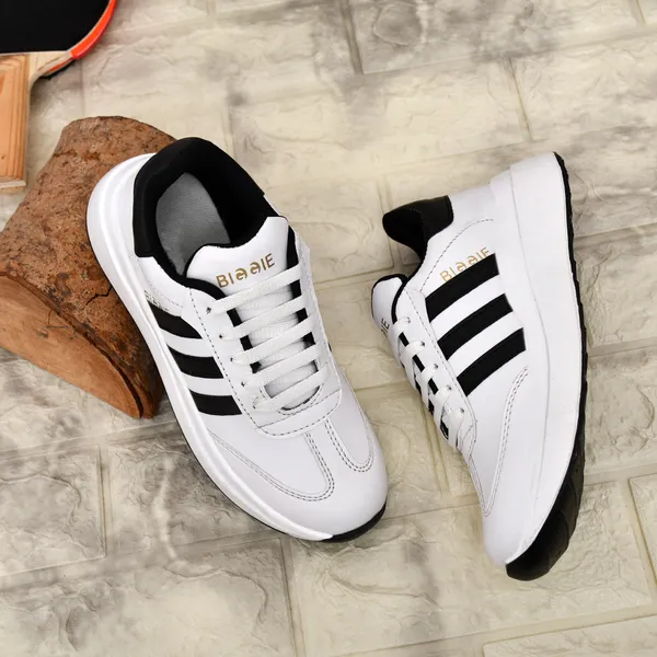 Black_Synthetic_Sports_Shoes_For_Women