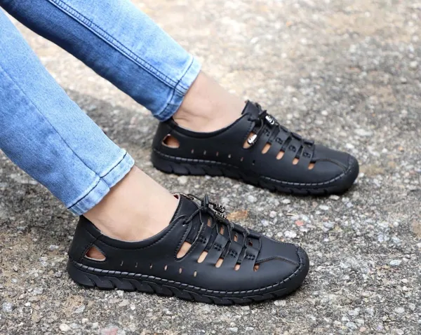 Black_Synthetic_Casual_Sandal_For_Men