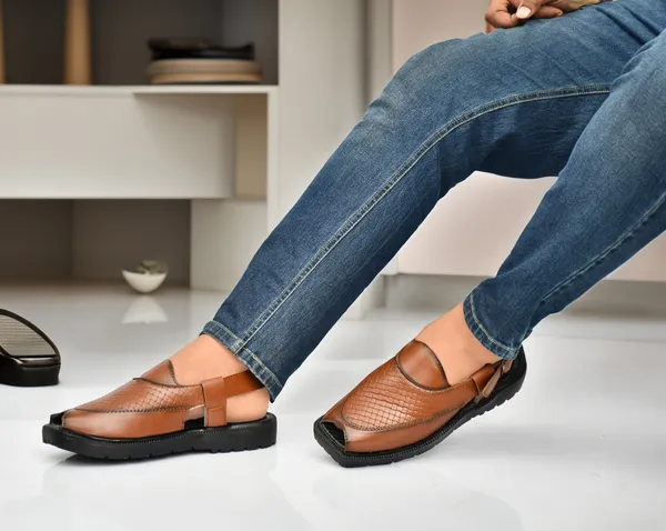 Tan_Synthetic_Casual_Sandal_For_Men