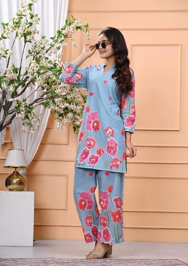Lavender_Bloom_Printed_Cotton_Kurta_Set_For_Women