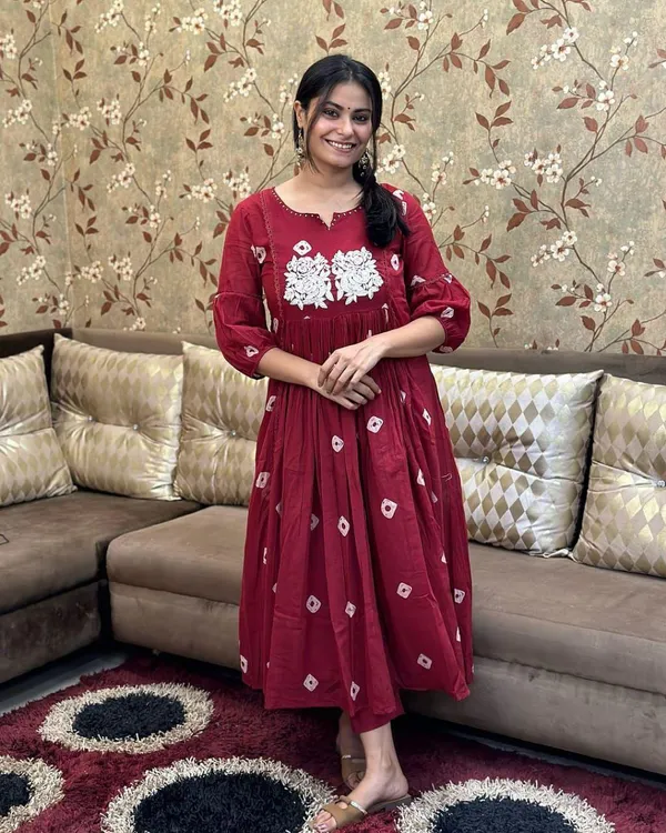 Red_Premium_Regular_Fit_Cotton_A_Line_Kurti_Set_For_Women