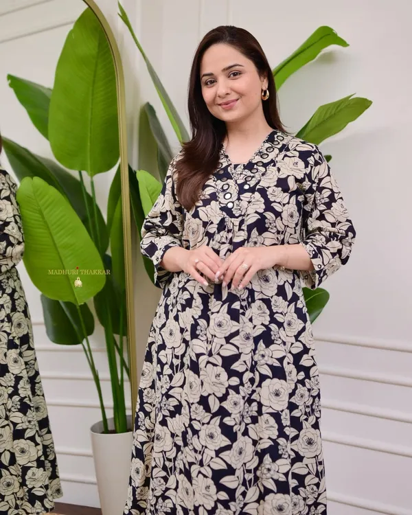 Multicolor_Special_Premium_Cotton_Suit_Set_For_Women
