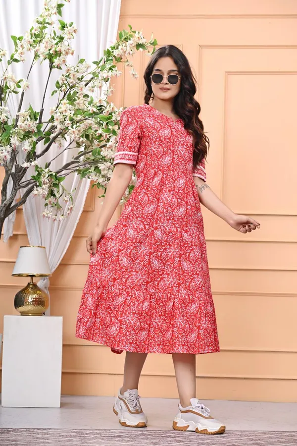 New_Trending_Red_Color_Middi_For_Women