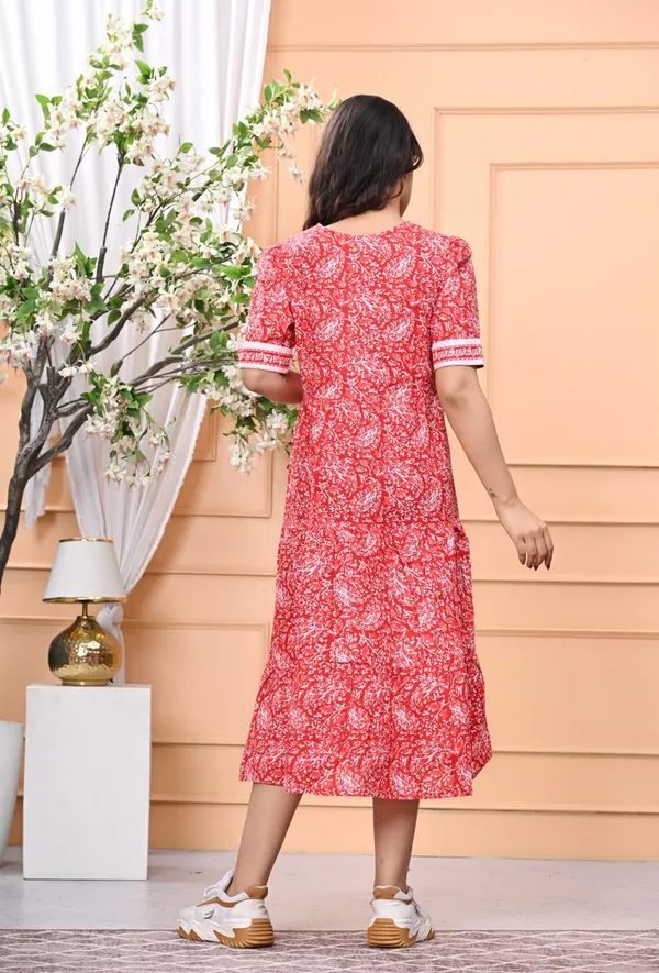 New_Trending_Red_Color_Middi_For_Women