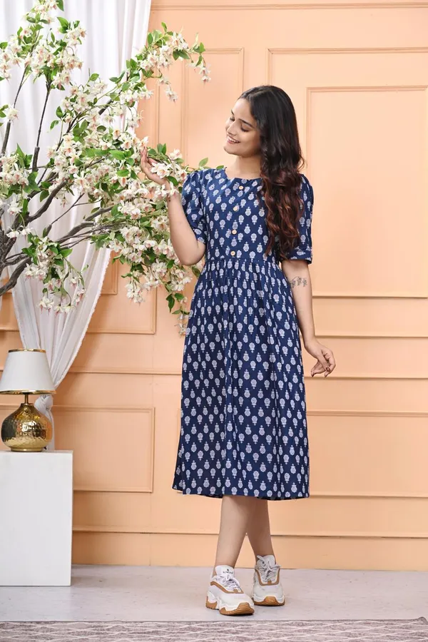 Blue_New_Trending_Middi_For_Women