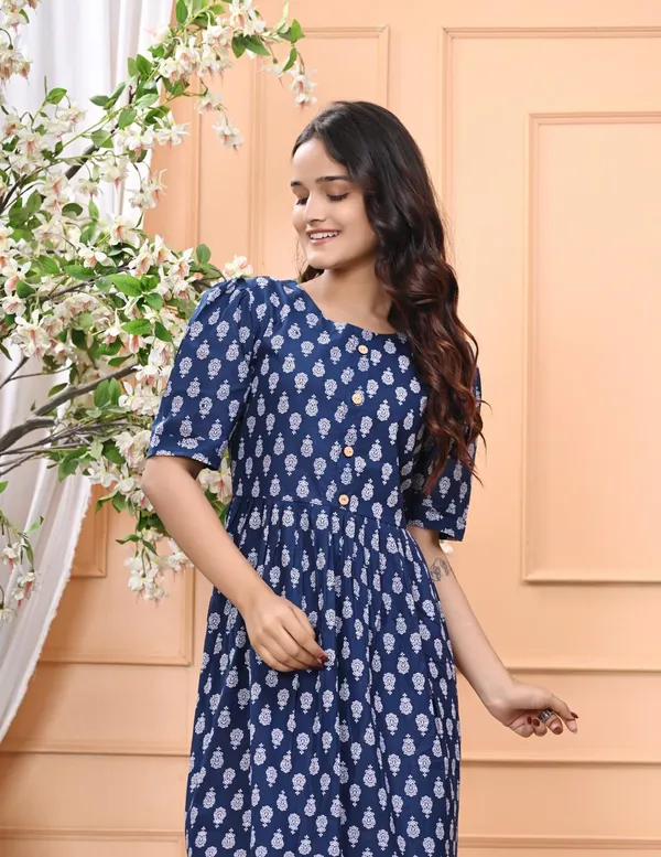 Blue_New_Trending_Middi_For_Women