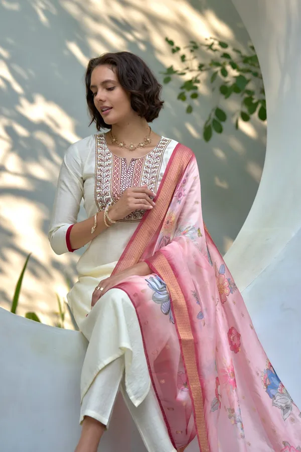 Off_White_Everyday_Kurti_Set_In_Vatican_With_Flowing_Dupatta_For_Women