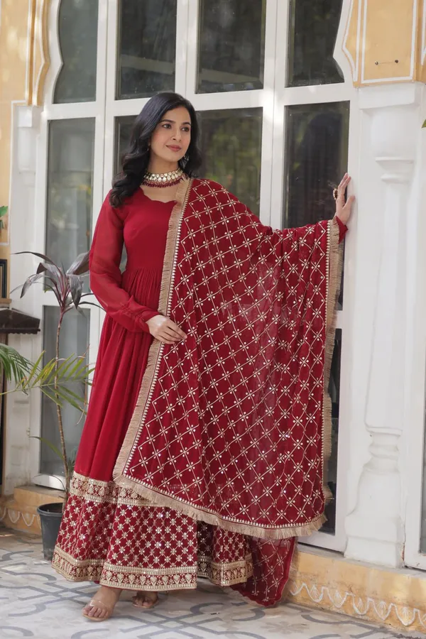 Royal_Maroon_Magic_Designer_Gown