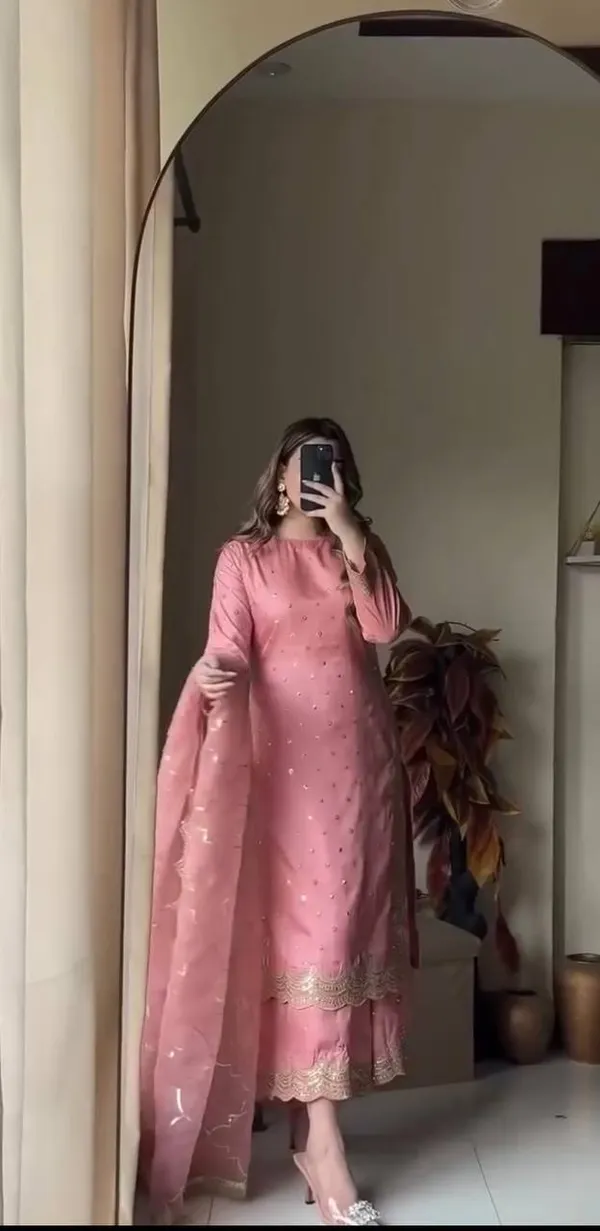 Rosy_Glow_Designer_Palazzo_Suit_With_Dupatta