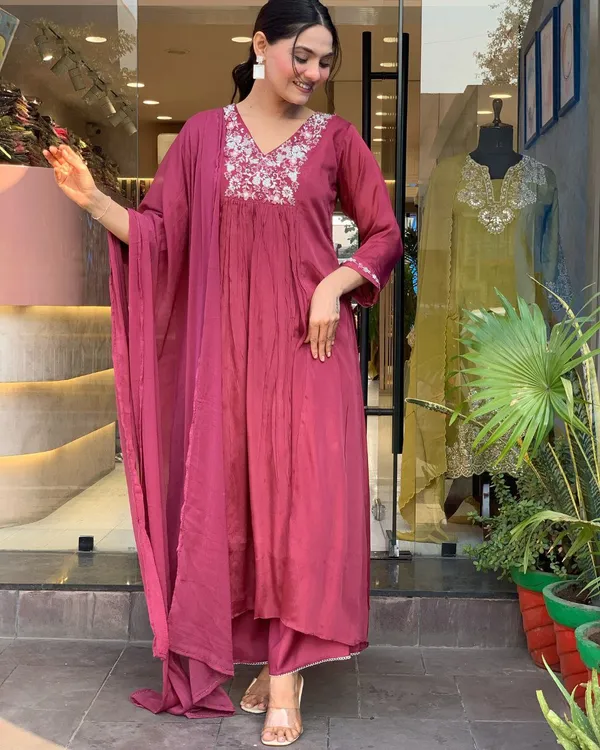 Fuchsia_Gleam_Code_&_Shine_Kurti_Set