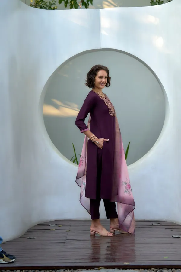 Purple_Soft_Hue_Kurti_Set_With_Sheer_Organza_Finish_For_Women