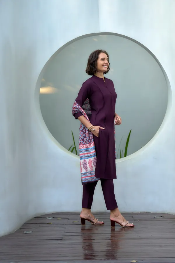 Purple_Straight-Cut_Kurti_Set_With_Butti_Organza_Finish_For_Women