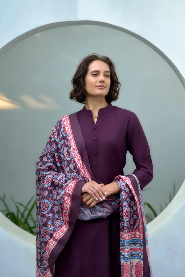 Purple_Straight-Cut_Kurti_Set_With_Butti_Organza_Finish_For_Women