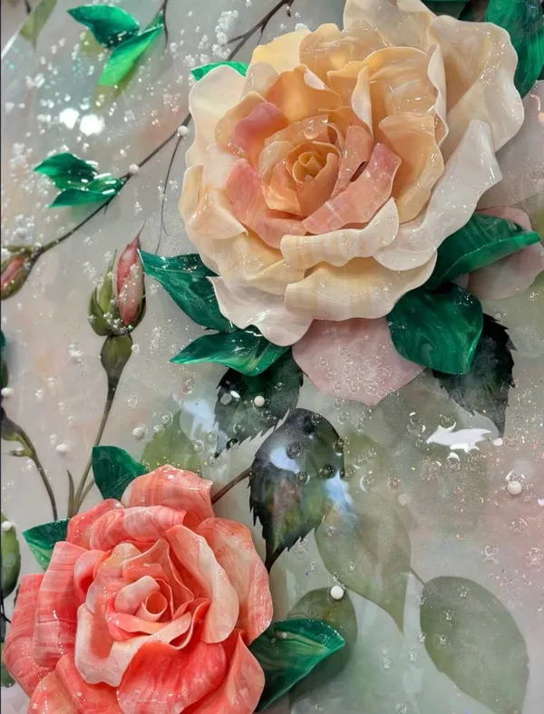 Resin_floral_painting_/_face_painting__/_couple_paintng_frame