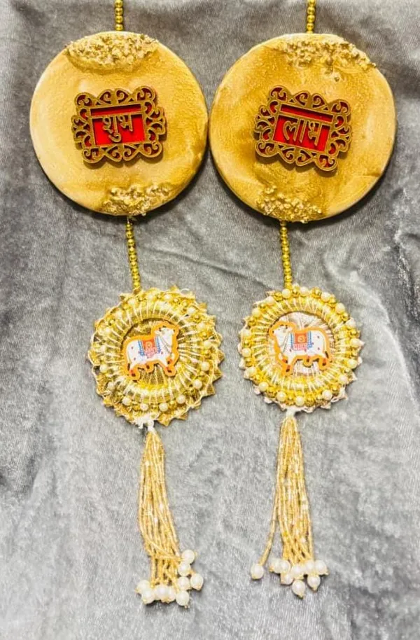 Diwali_housewarming_Ridhi_-Sidhi_/_Shubh-_Labh__door_hanging_Decor_gift,_hamper,_wedding