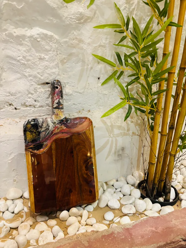 Multicolor_Wood_&_Resin_Handmade_Craft_Epoxy_Acacia_Wood_Chopping_Board