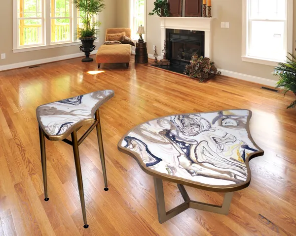 Large_coffee_table_and_can_be_coffee_table_with_4_stools