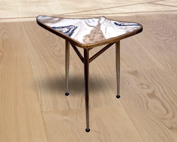 Large_coffee_table_and_can_be_coffee_table_with_4_stools