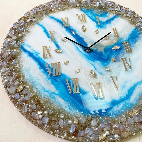 Blue_&_Pink_Wood_&_Resin_Premium_Clock_Luxury_Crystal_Abstract_Epoxy_Wall_Clock_For_Home_Decor