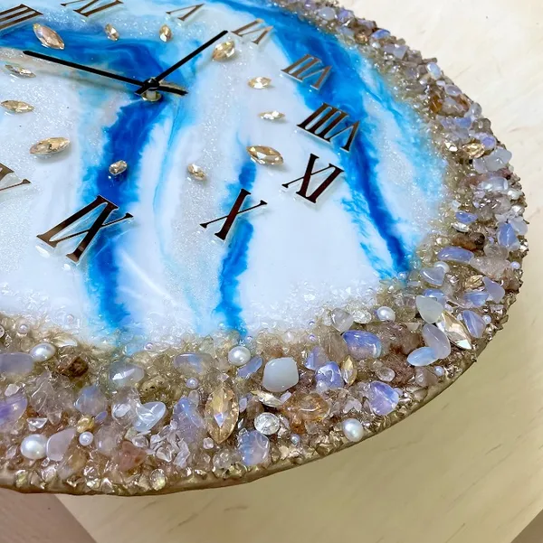 Blue_&_Pink_Wood_&_Resin_Premium_Clock_Luxury_Crystal_Abstract_Epoxy_Wall_Clock_For_Home_Decor