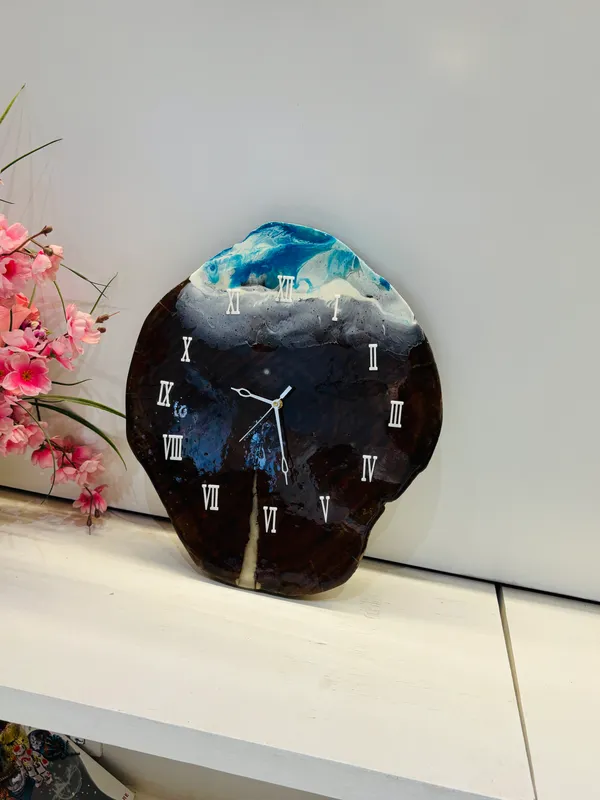 Black_Epoxy_Wall_Clock_For_Home_Decor