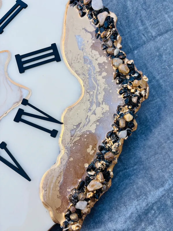 Large_Agate_Stone_Abstract_Resin_Clock_Golden_Creme_Color