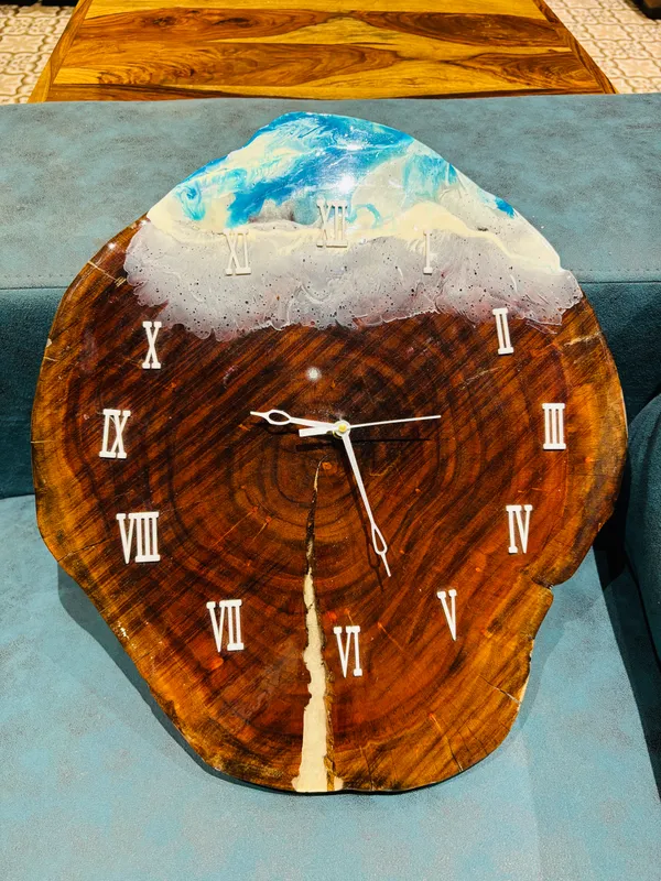 Brown_Epoxy_Wall_Clock_For_Home_Decor