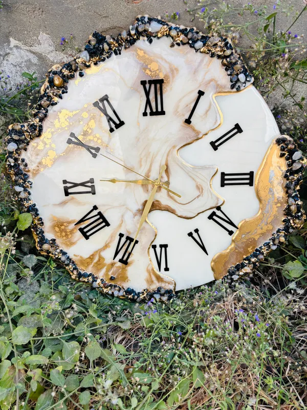 Large_Agate_Stone_Abstract_Resin_Clock_Golden_Creme_Color