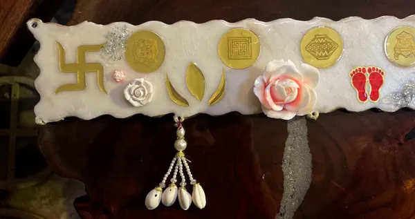 Diwali_housewarming_Door_hanging_Decor_gift,_hamper,_wedding